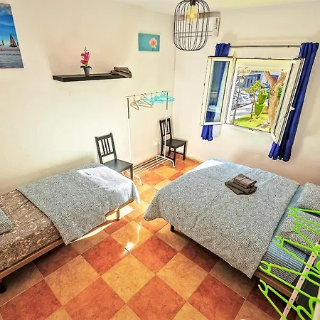 Plaza Polvorista 4-bedroom W Balcony Apartment